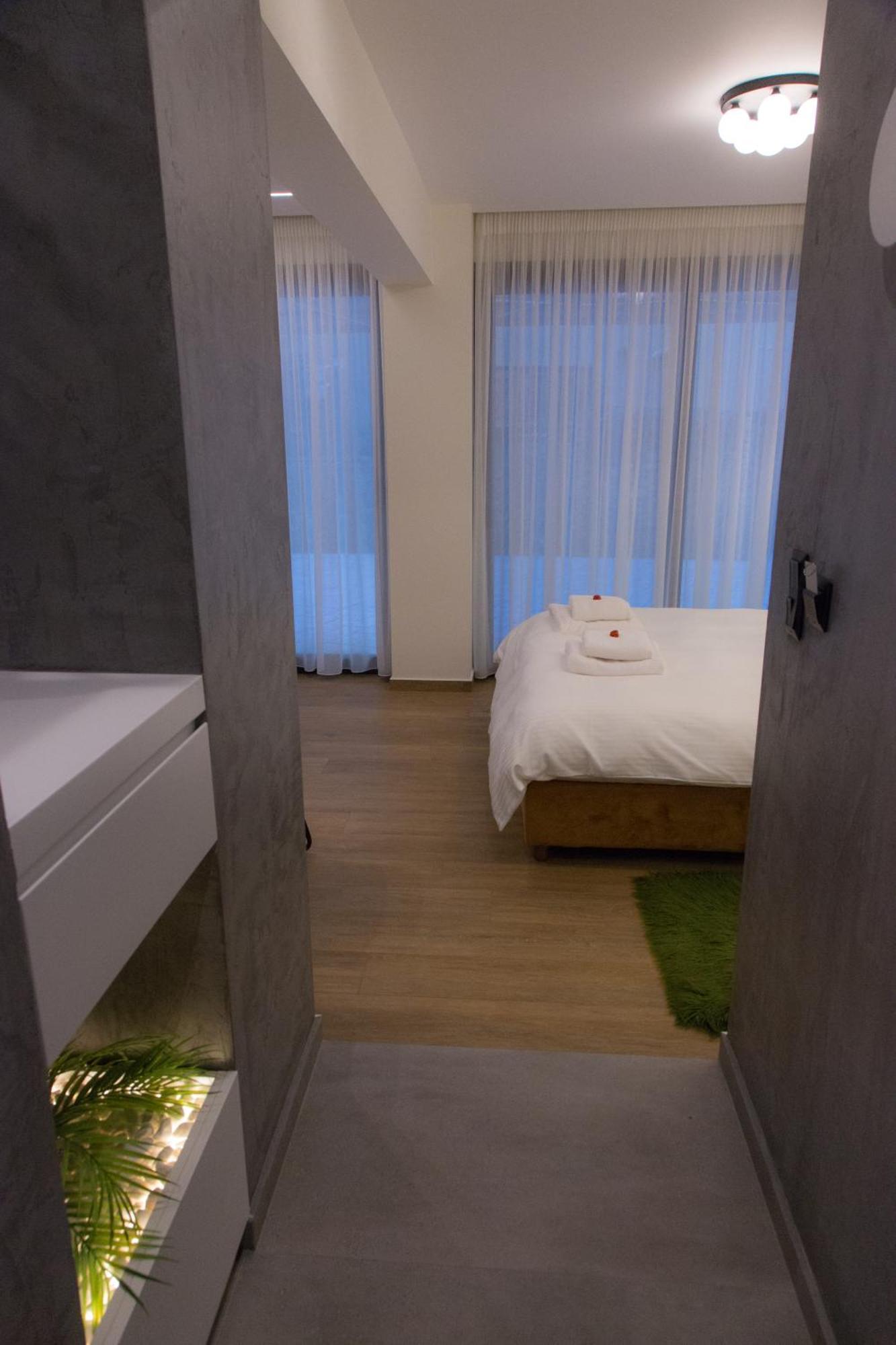 Anasa Studio - Studio Apartment With Yard - Ioannina City Center Εξωτερικό φωτογραφία