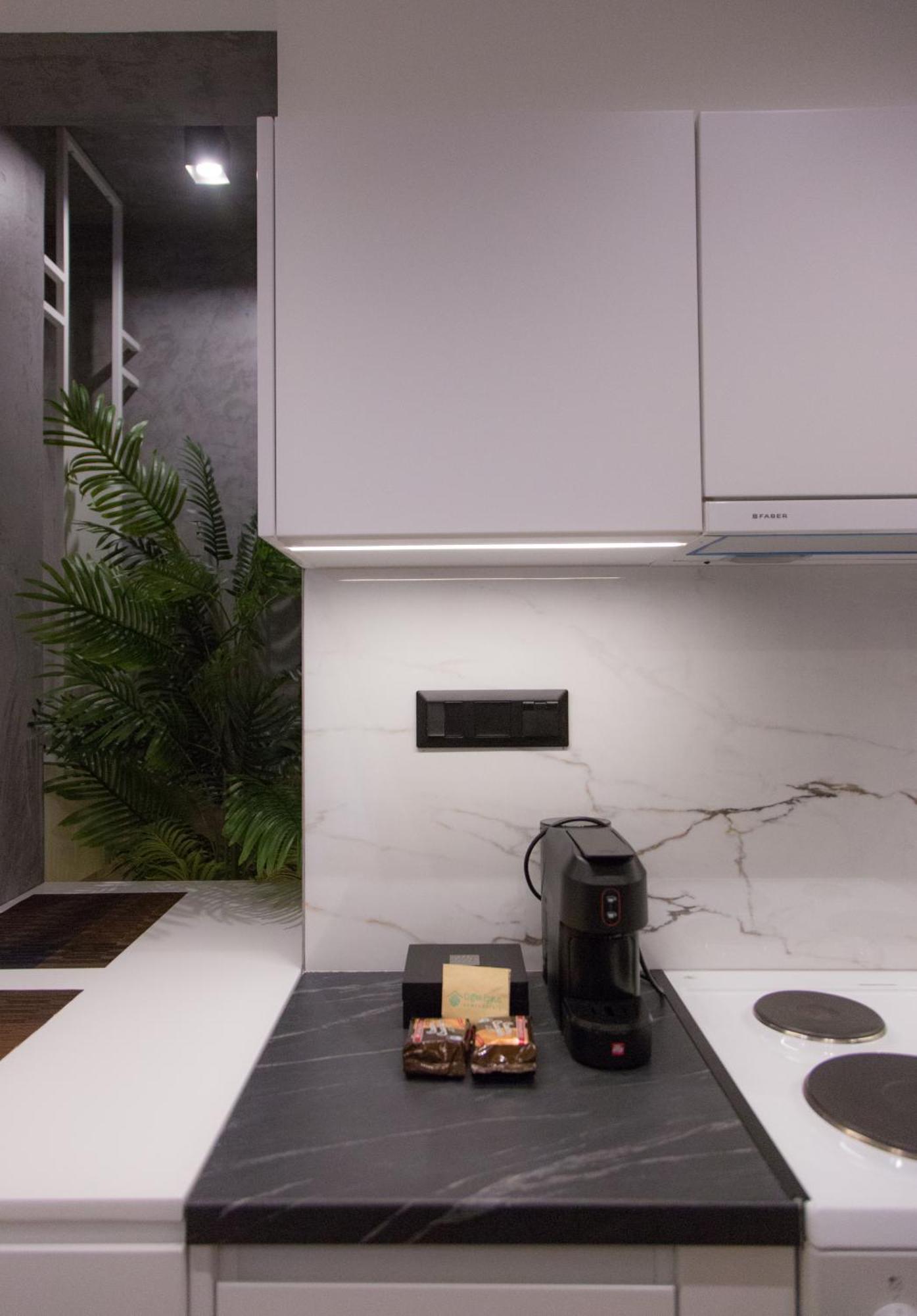 Anasa Studio - Studio Apartment With Yard - Ioannina City Center Εξωτερικό φωτογραφία